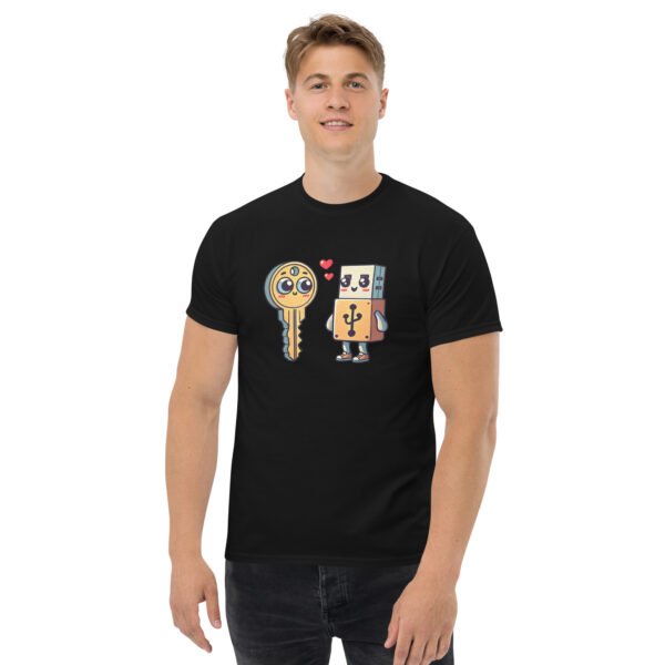 🔐 T-shirt Humoristique Homme pour Serrurier & Geek "amour entre clés" - Quand la serrurerie rencontre la technologie – Image 7