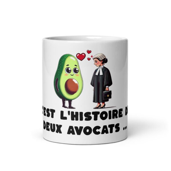 🥑 Mug “C’est l’histoire de deux avocats…” – Un cadeau à double sens pour les pros du barreau (et les fans de guacamole)