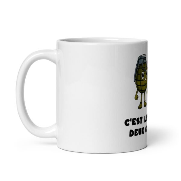 💥 Mug “C’est l’histoire de deux grenades…” – Un Mug explosif pour les pros de la défense – Image 3