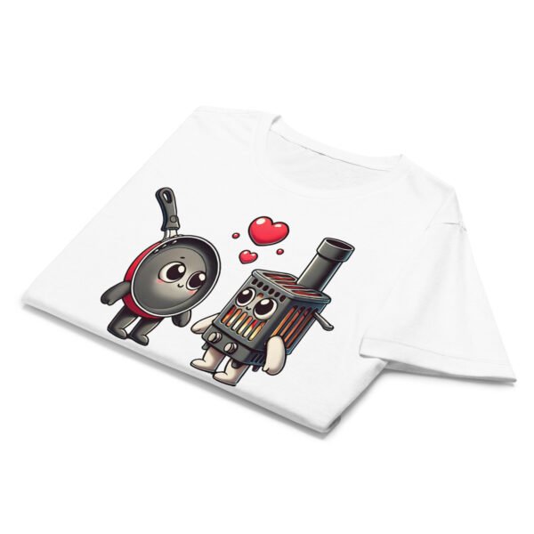 T-SHIRT Femme "AMOUR ENTRE POÊLES" : QUAND CUISINE ET CHAUFFAGE FONT DES ÉTINCELLES ! 🔥❤️ – Image 4